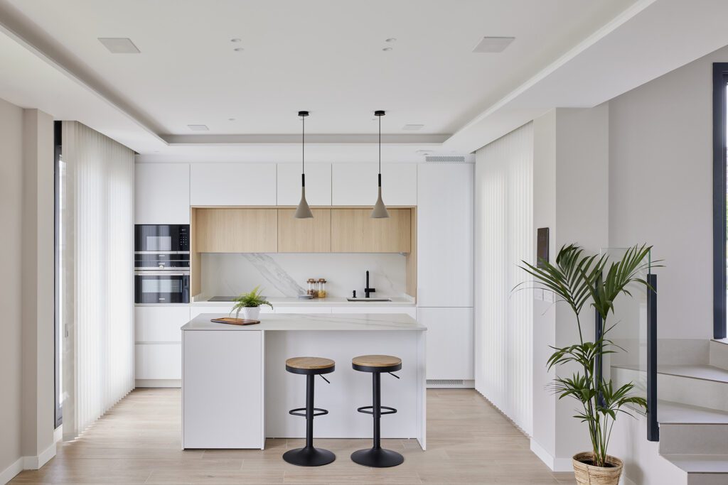 Proyecto Cocina Luminosa y Funcional